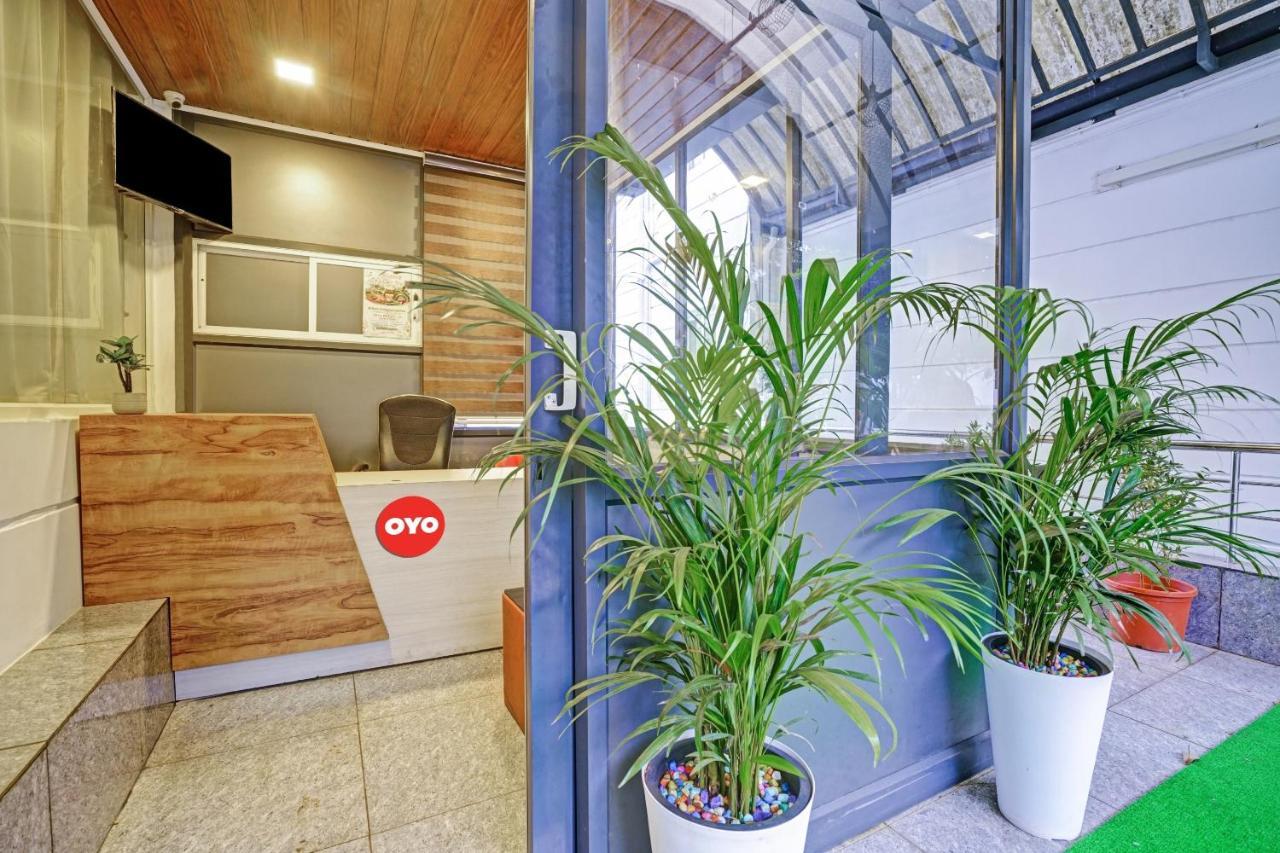 Oyo Flagship 81260 Star Lights Munnar Exterior photo