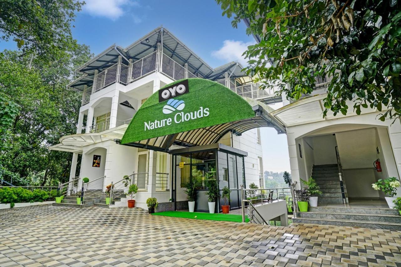 Oyo Flagship 81260 Star Lights Munnar Exterior photo