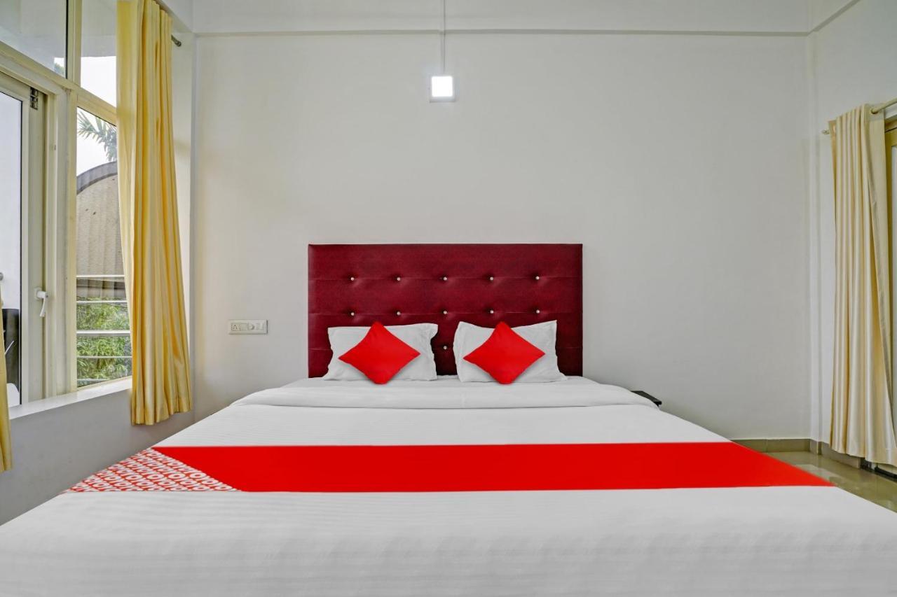 Oyo Flagship 81260 Star Lights Munnar Exterior photo