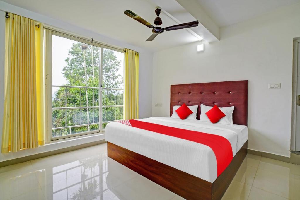 Oyo Flagship 81260 Star Lights Munnar Exterior photo